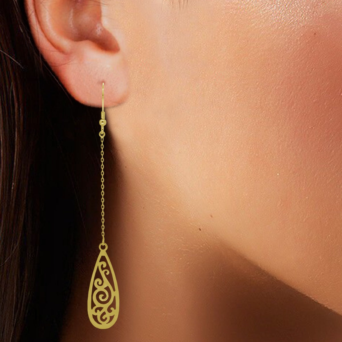 Lucky Sleek Drop Earrings
