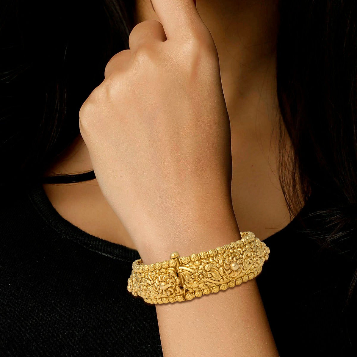 Floral Motif Bangle