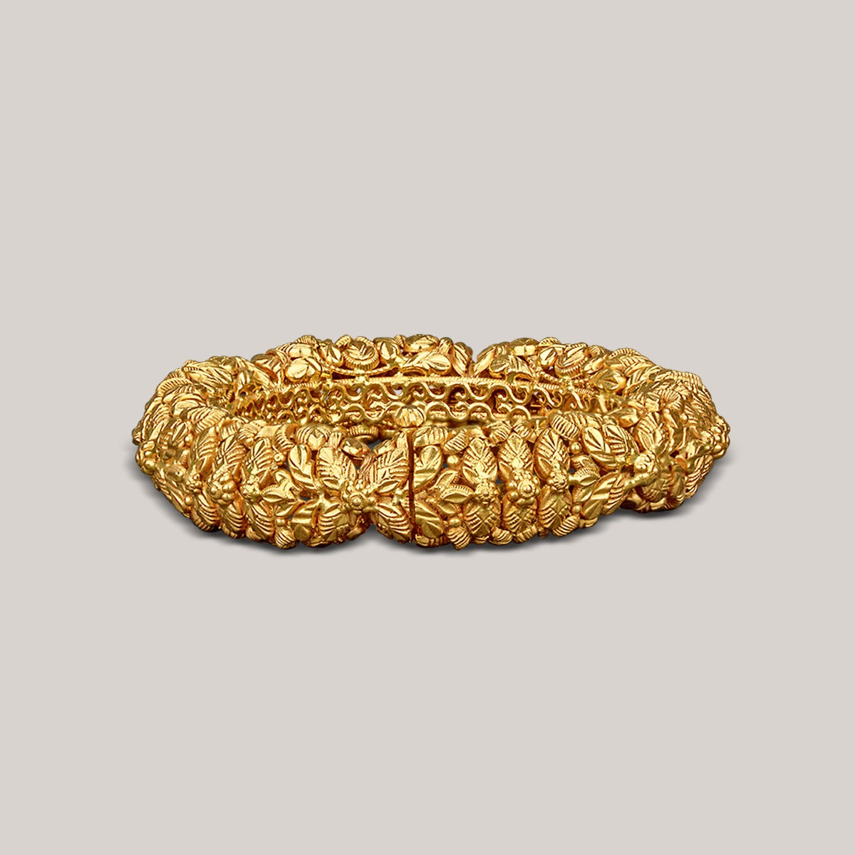 Earthy Motif Gold Bangle