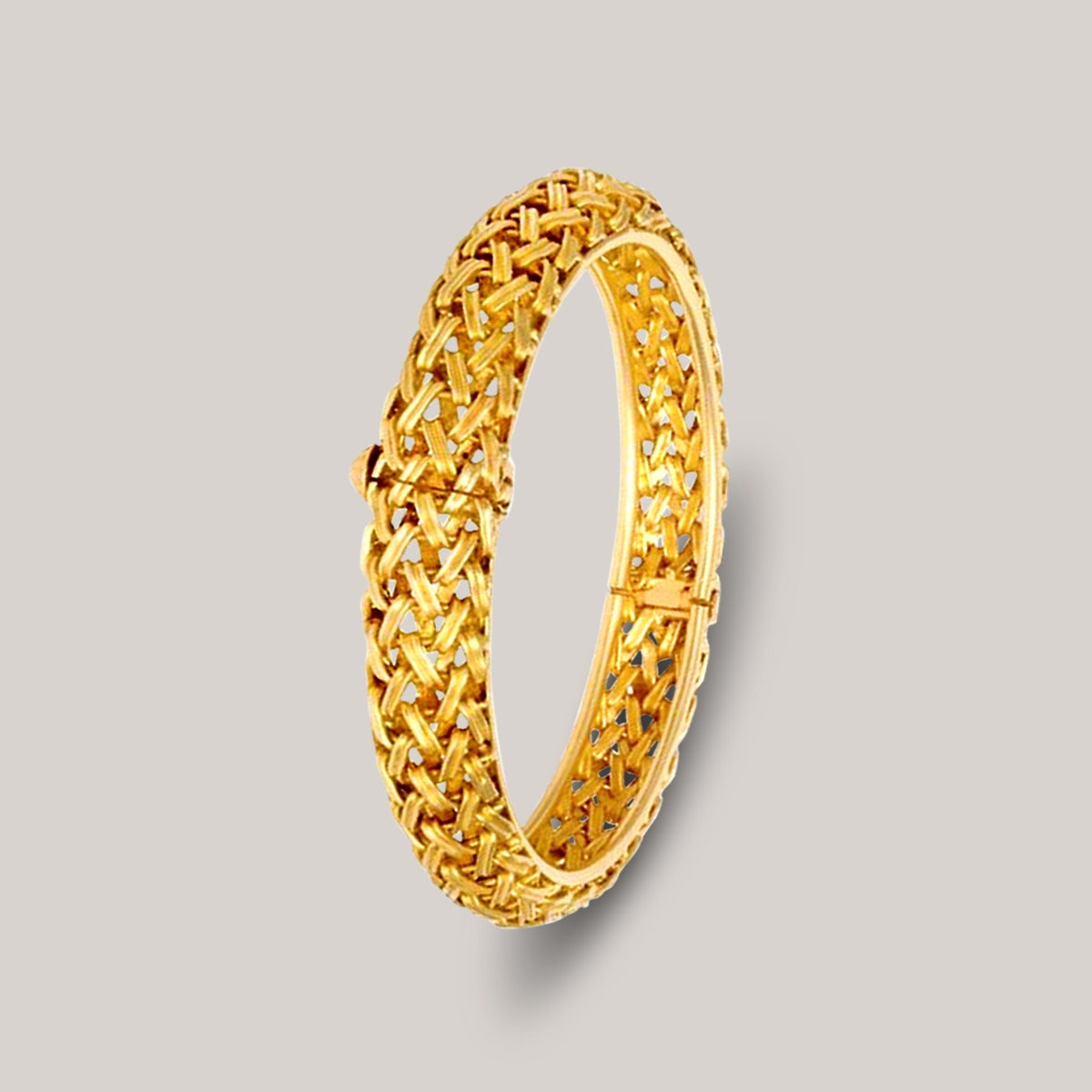 Timeless Gold Bangle