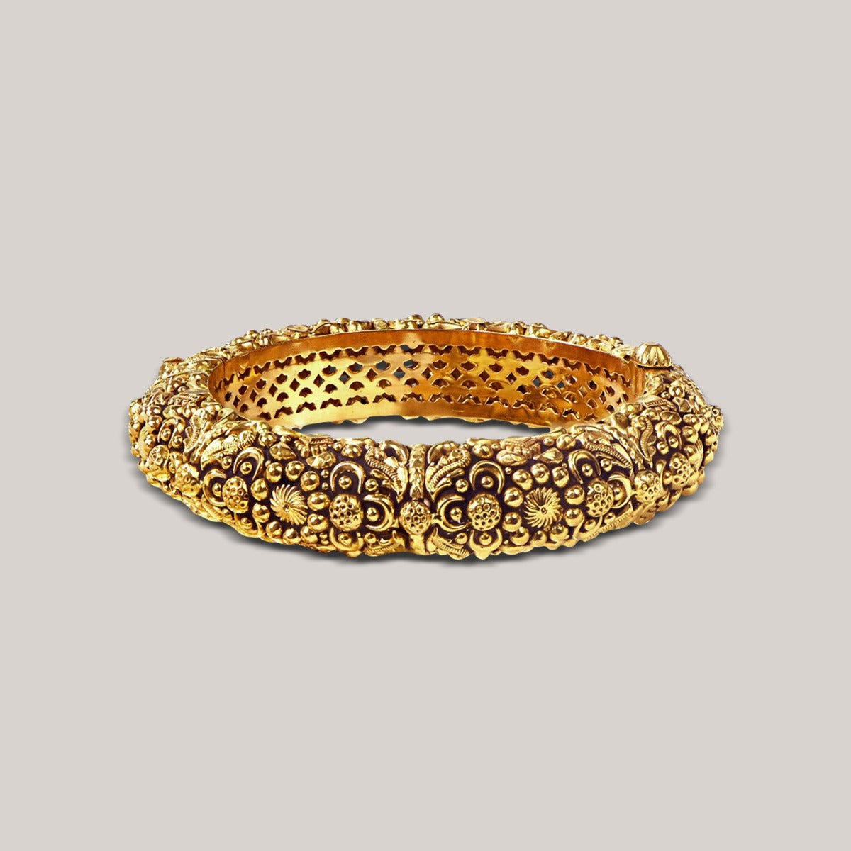 Timeless Gold Bangle