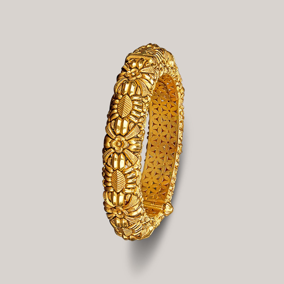 Leafy Floret Gold Bangle