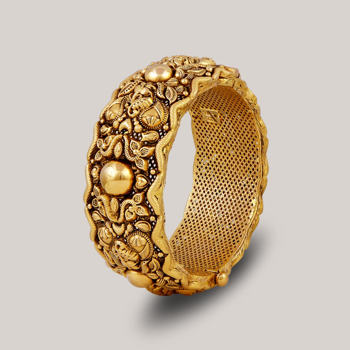 Timeless Gold Bangle