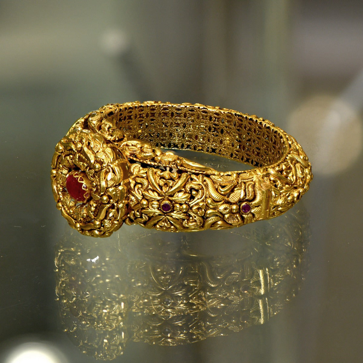 Traditional Gold Red Dot Bangle
