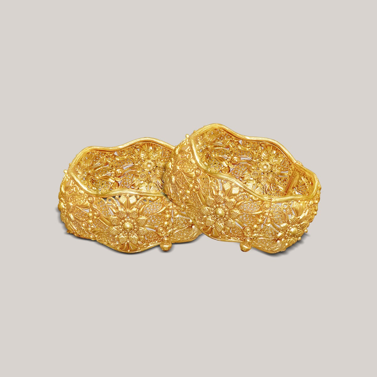 Wavy Outline Chunky Gold Bangle Set
