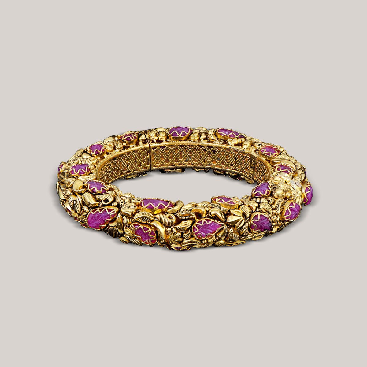 Red Blooming Leaves Gold Bangle