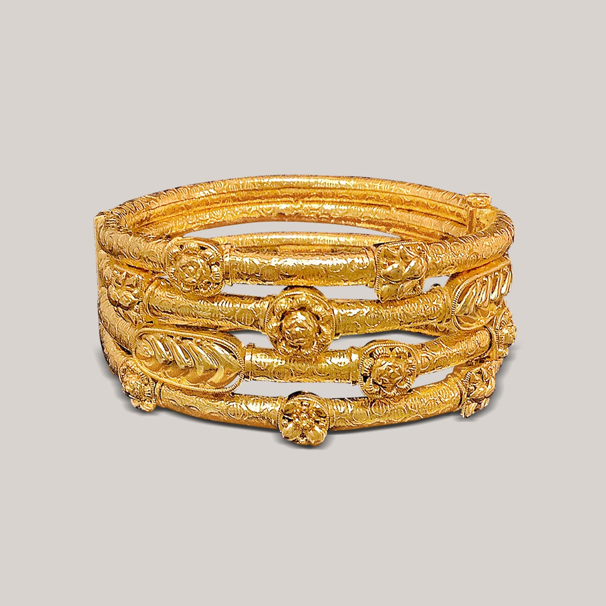 Intertwined Traditional Gold Bangle