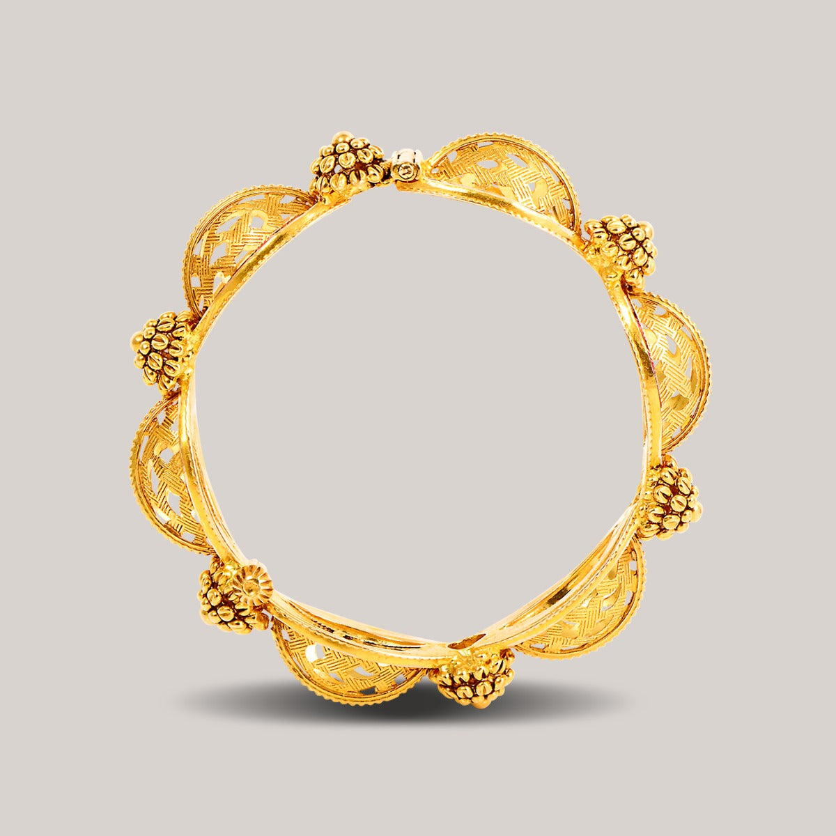 Rosette Sleek Gold Bangle