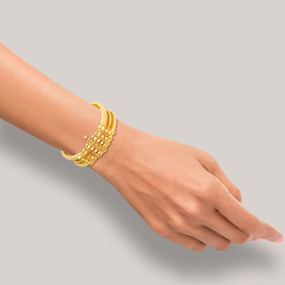 Chandan Haar Gold Bangle