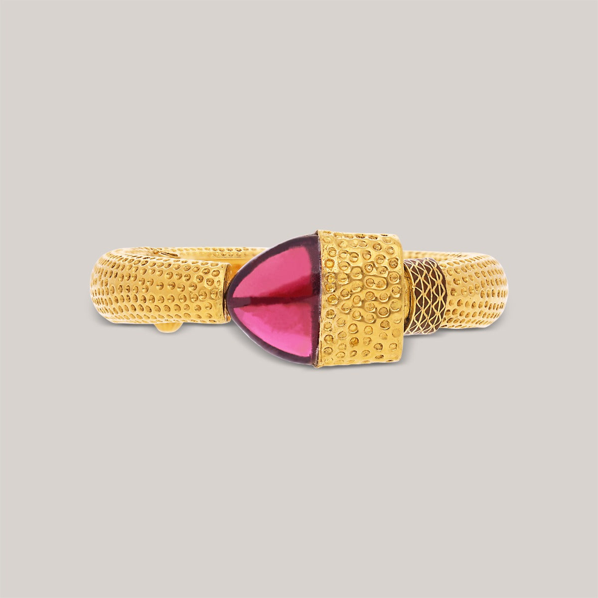 Saira Gold Bangle
