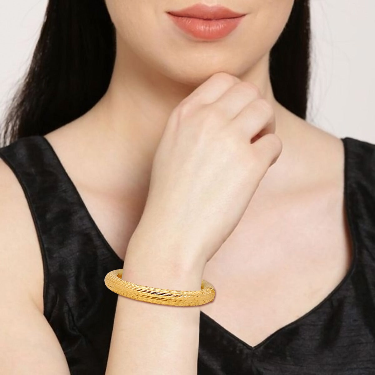 Indira Gold Bangle