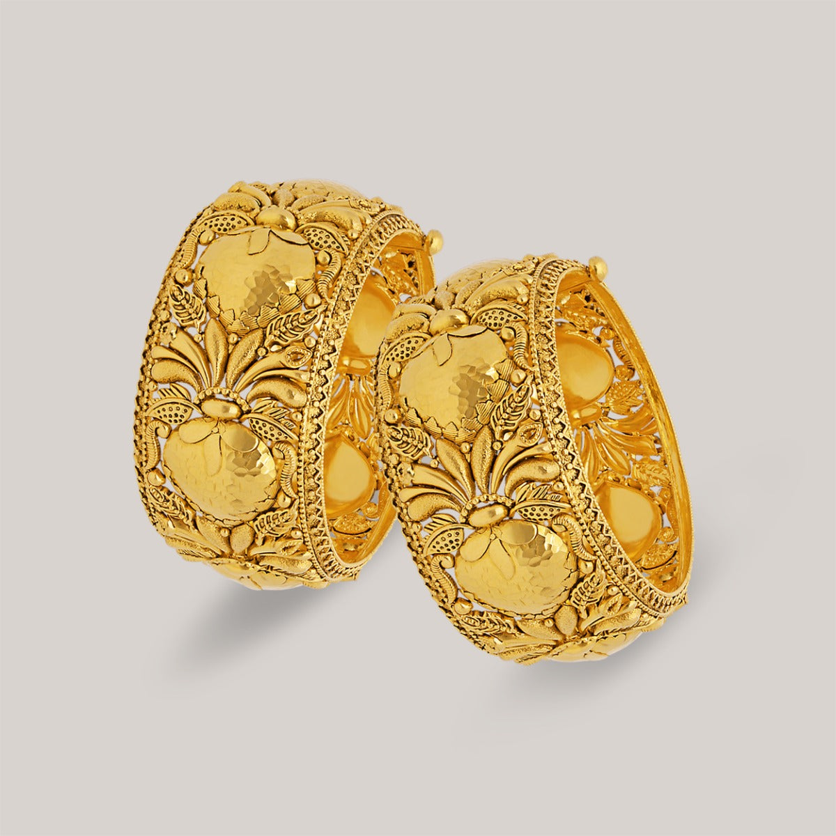 Laasya Kada Gold Bangle Set