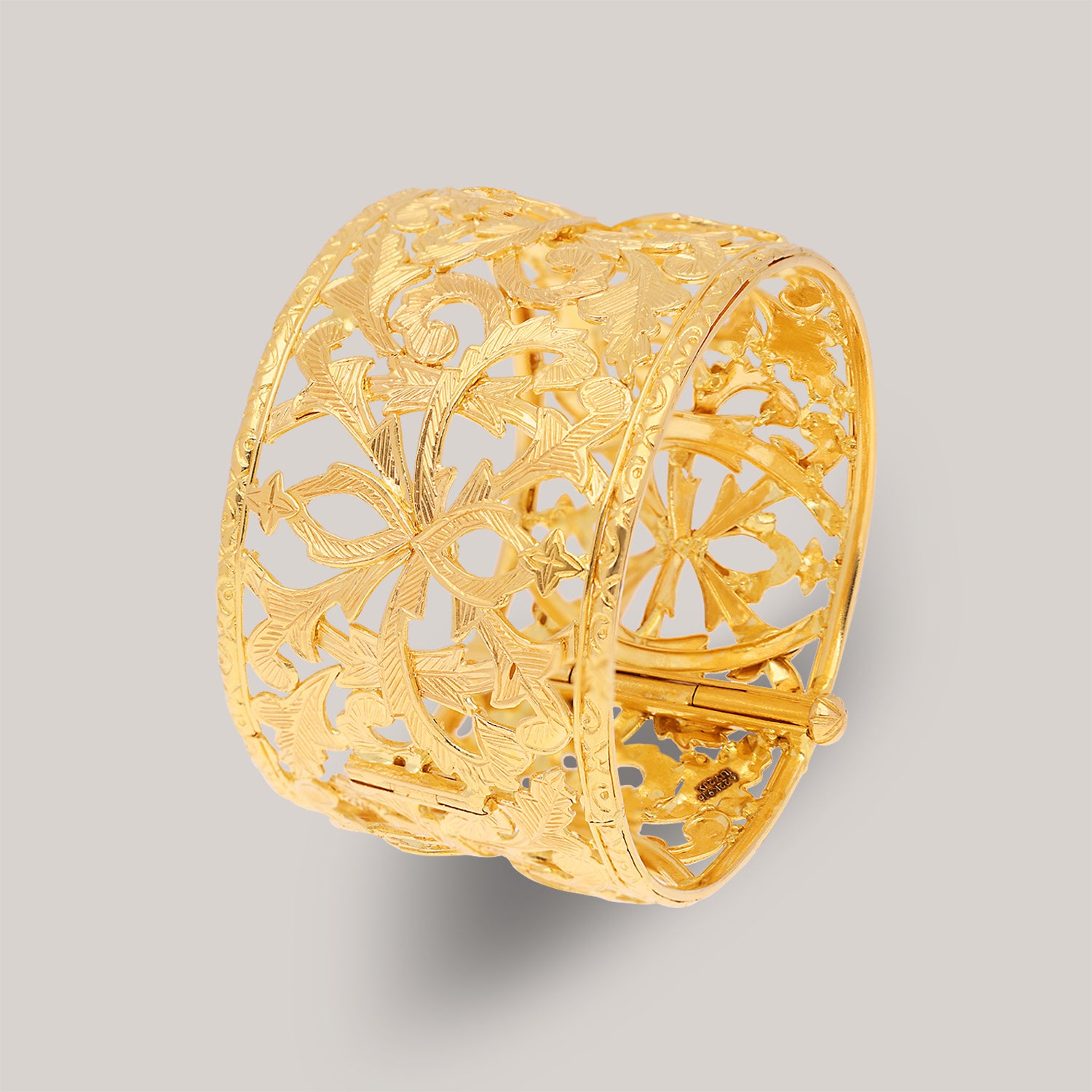 Luxor Gold Bangle