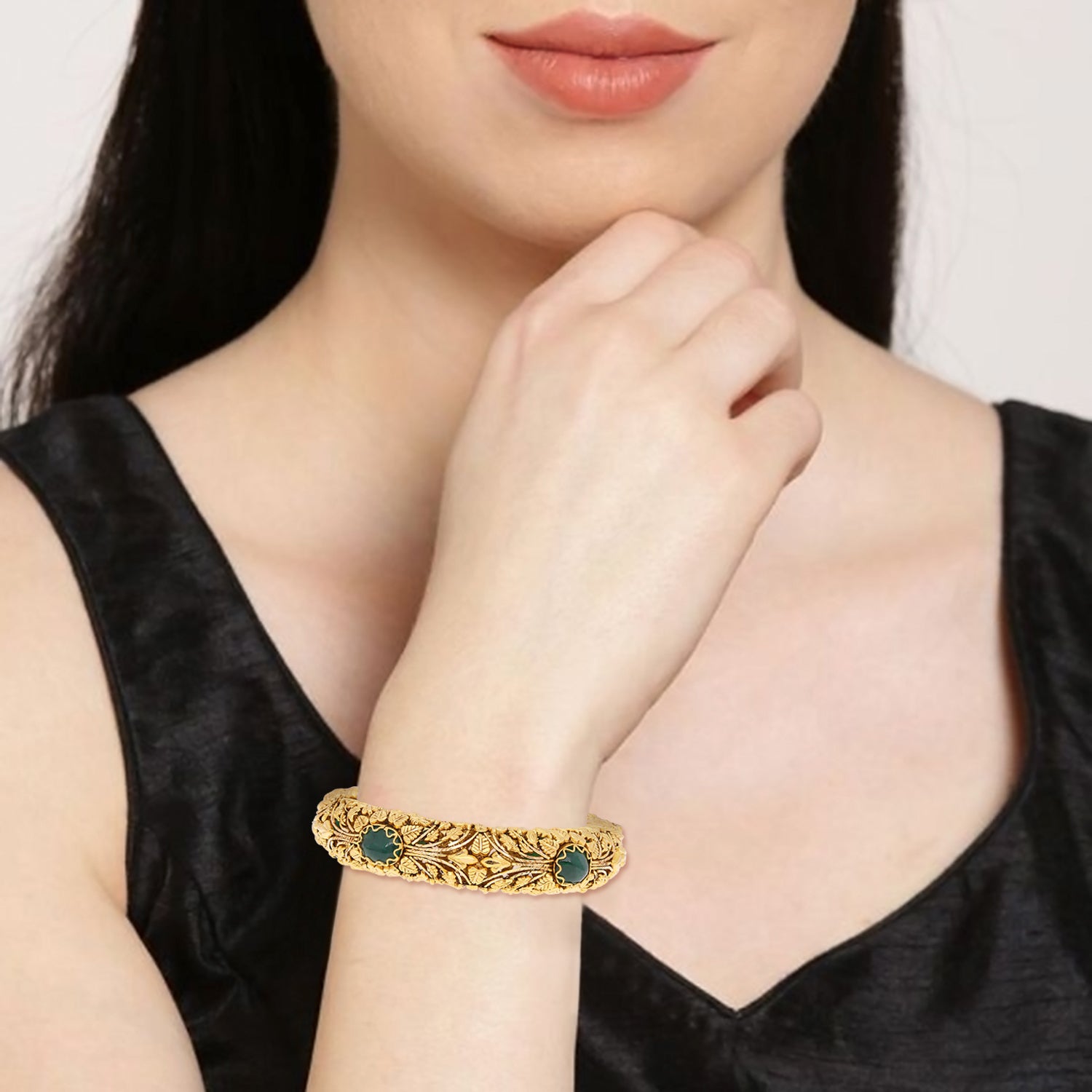 Iah Gold Bangle