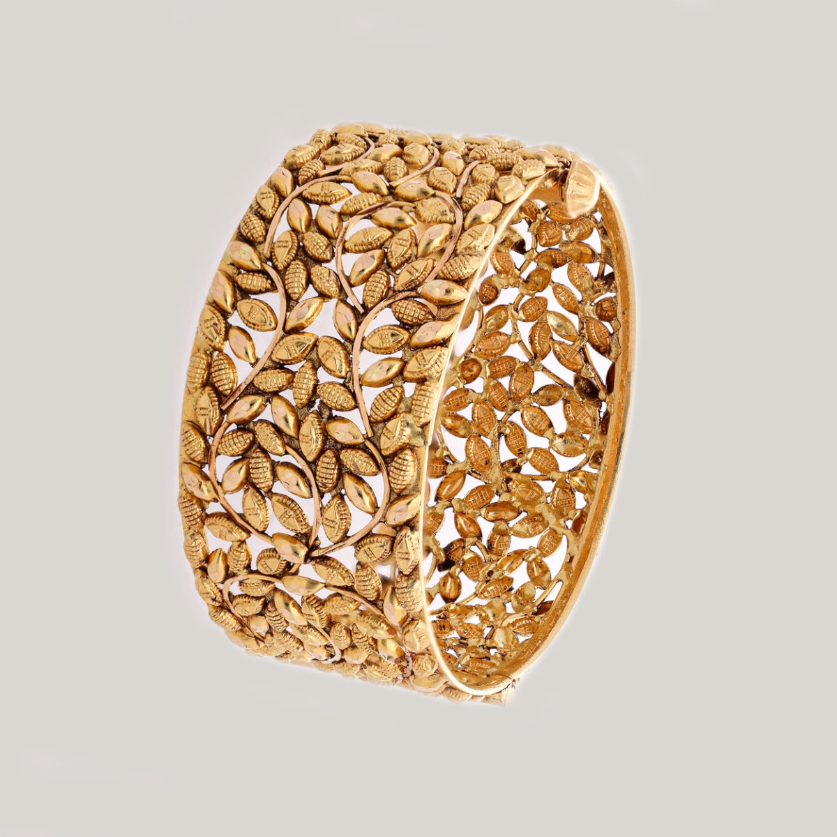 Anaisha Gold Bangle