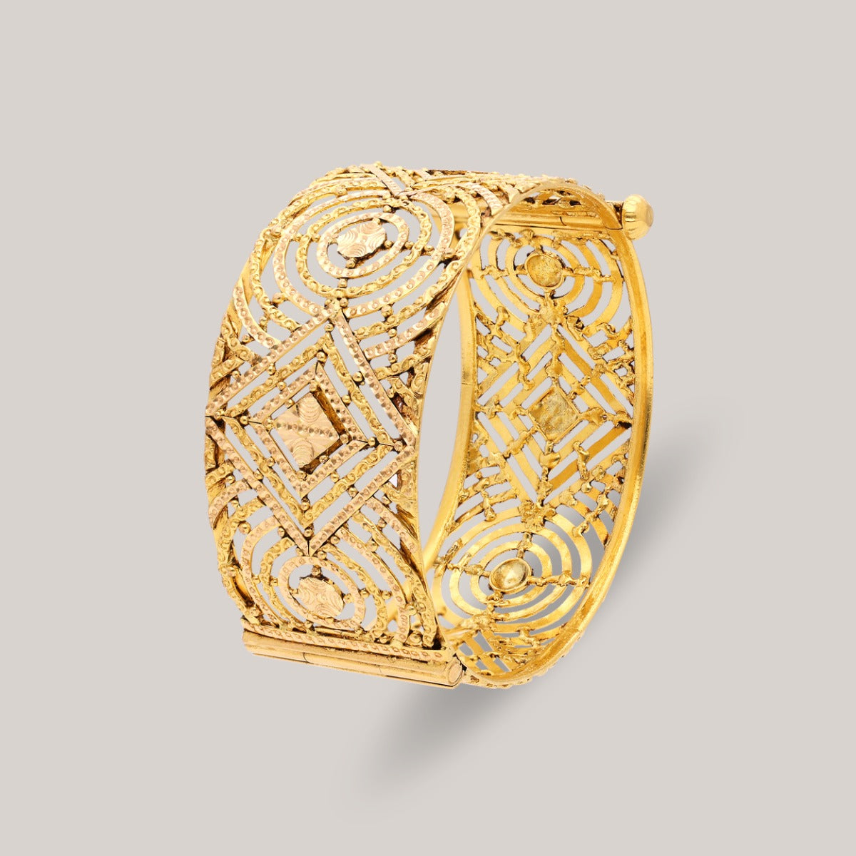 Athena’s Embrace Gold Bangle