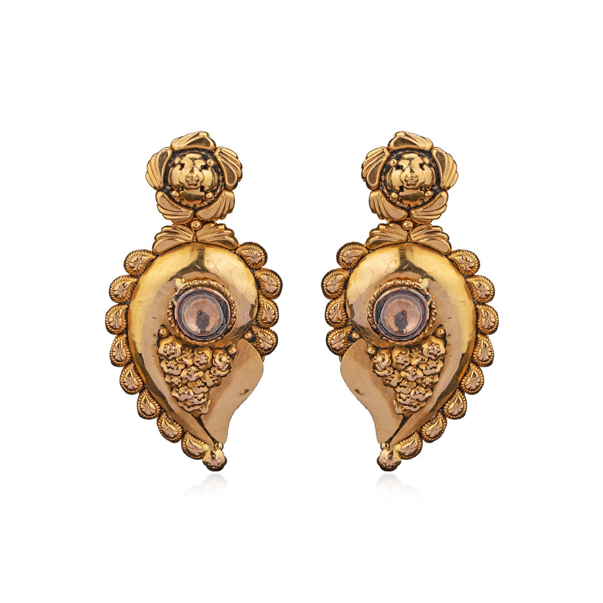 Glorious Kundan Gold Earrings