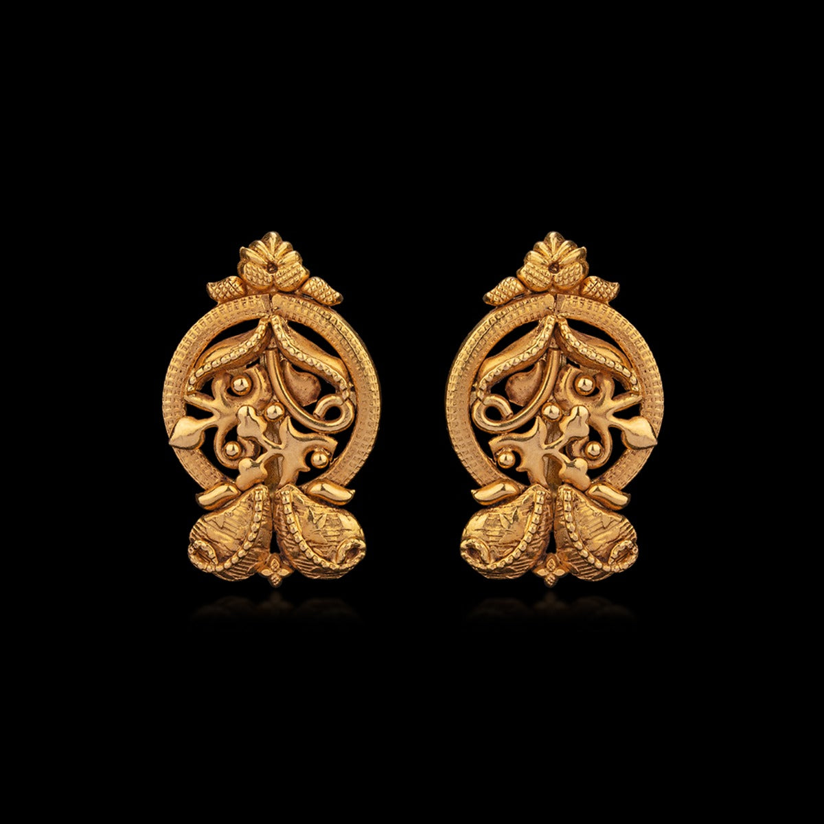 Anira Gold Earrings