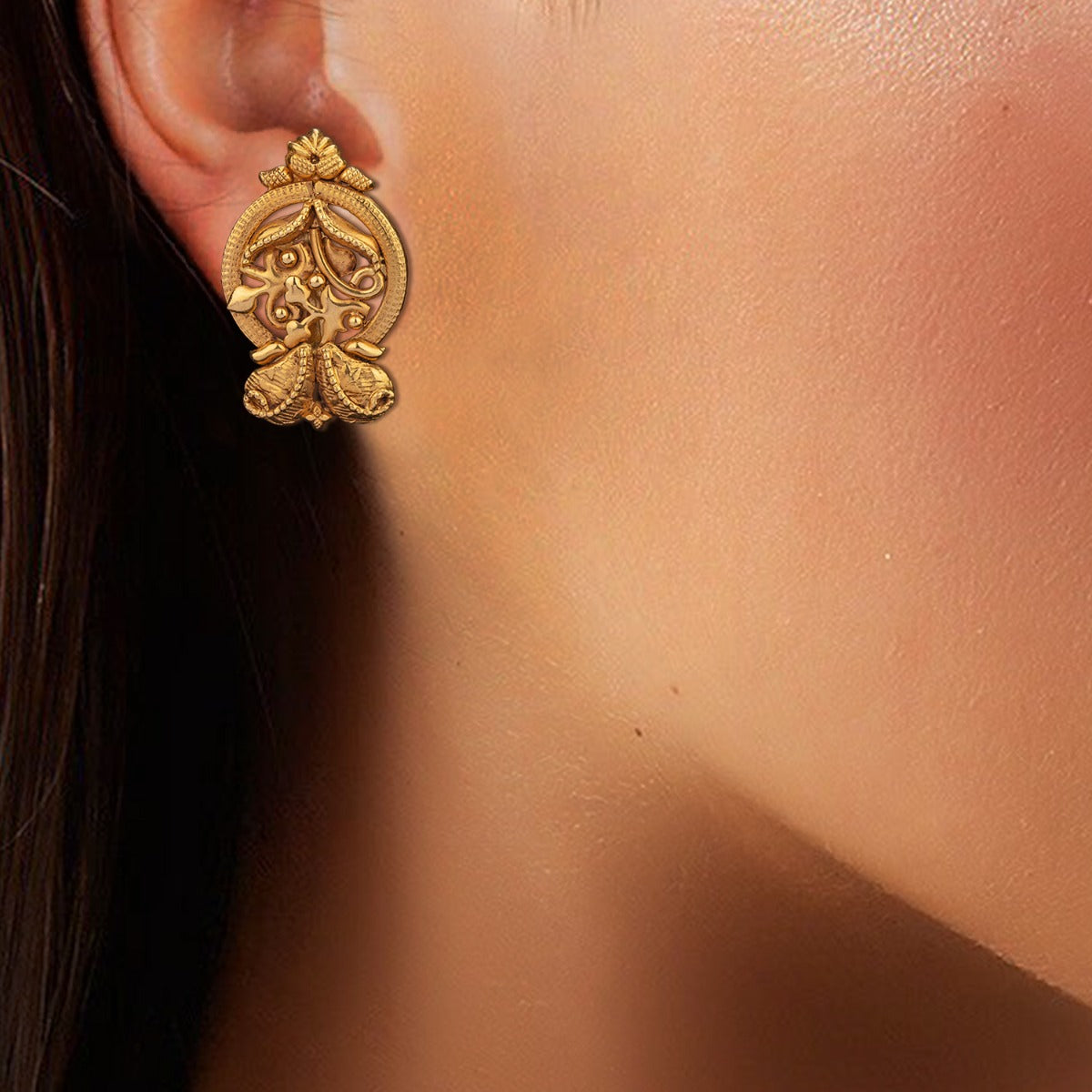 Anira Gold Earrings
