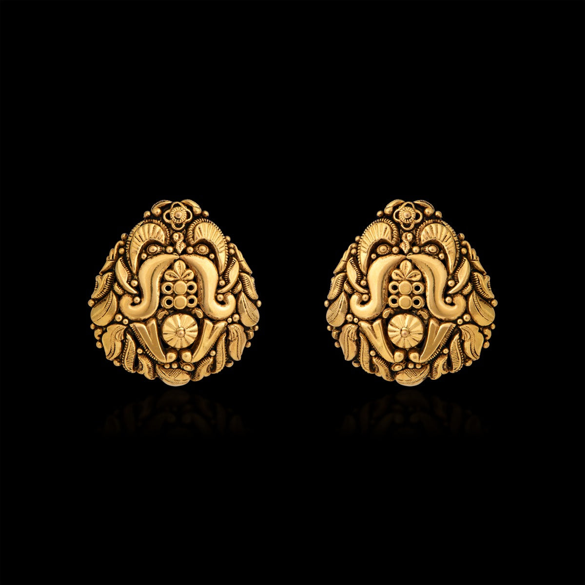 Shashi Geometric Gold Choker Set