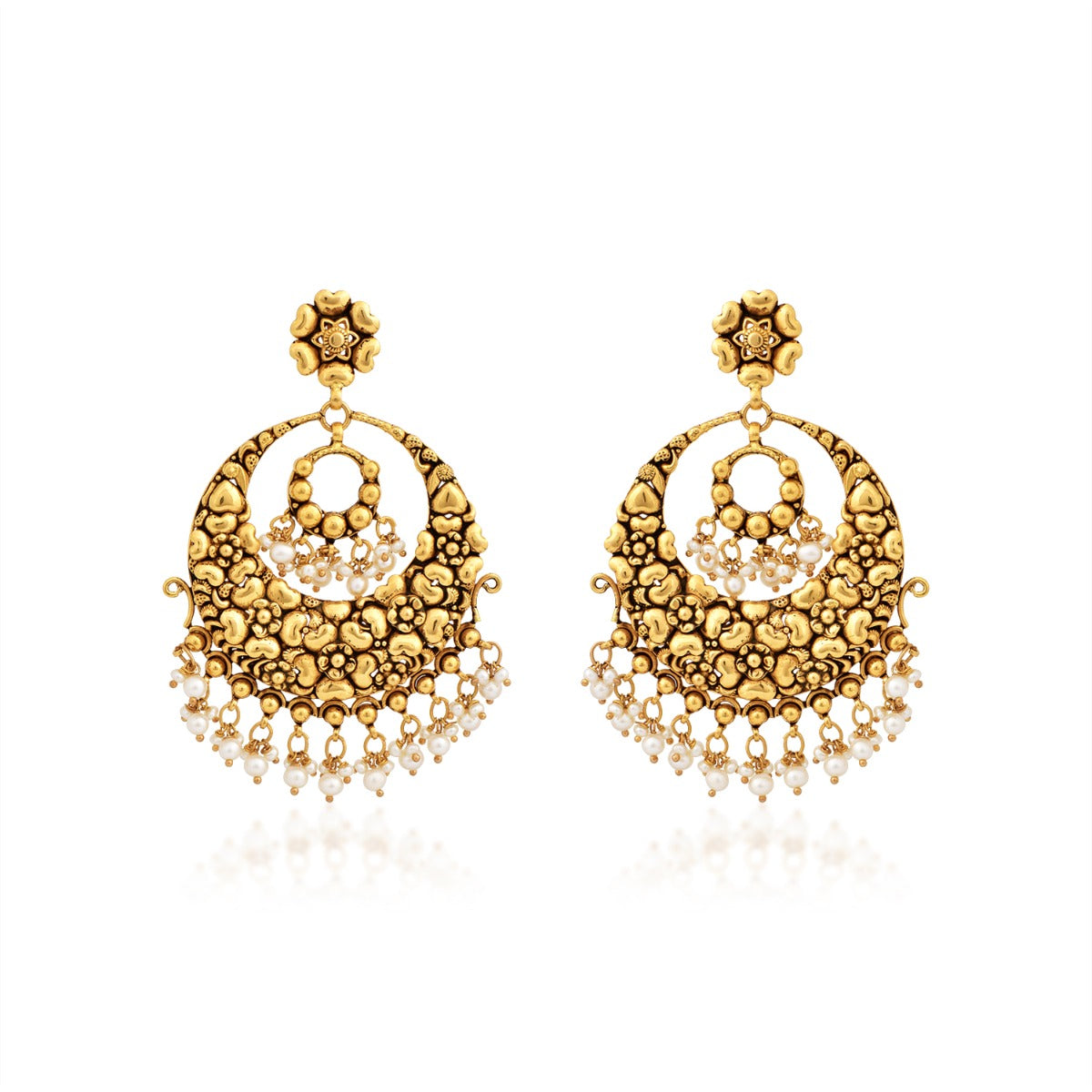 Ethnic Fin White Hints Pearl Chandbali