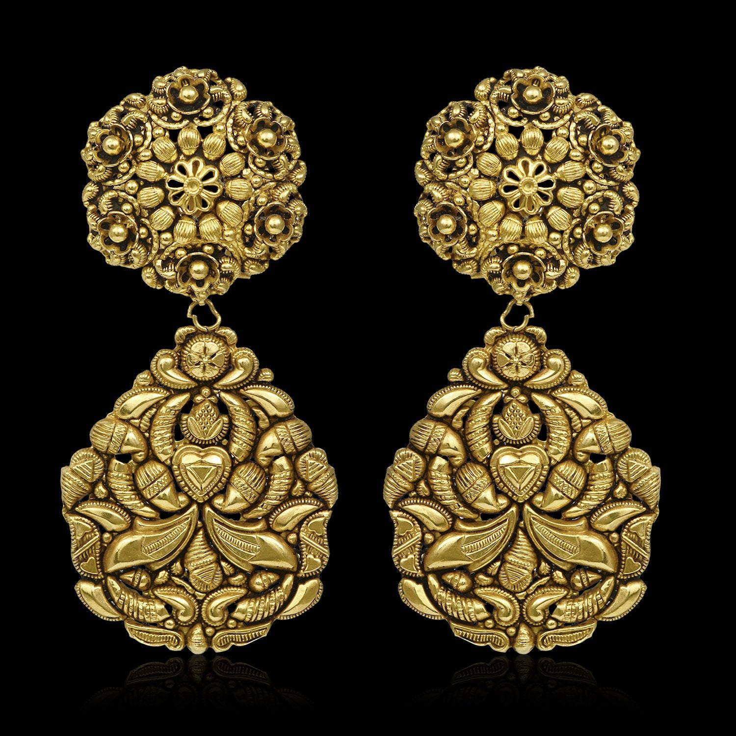 Ratna Gold Earrings