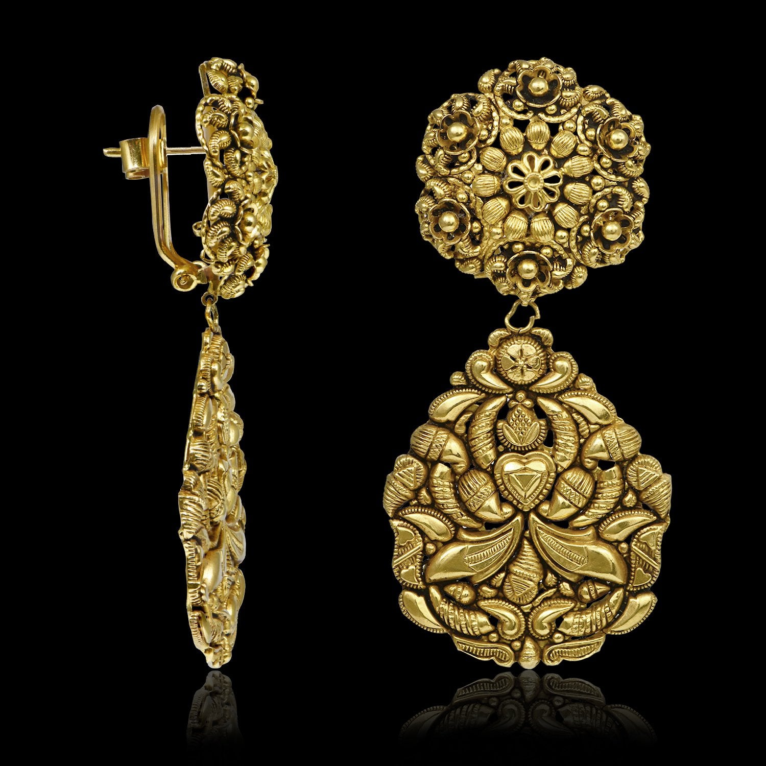 Ratna Gold Earrings