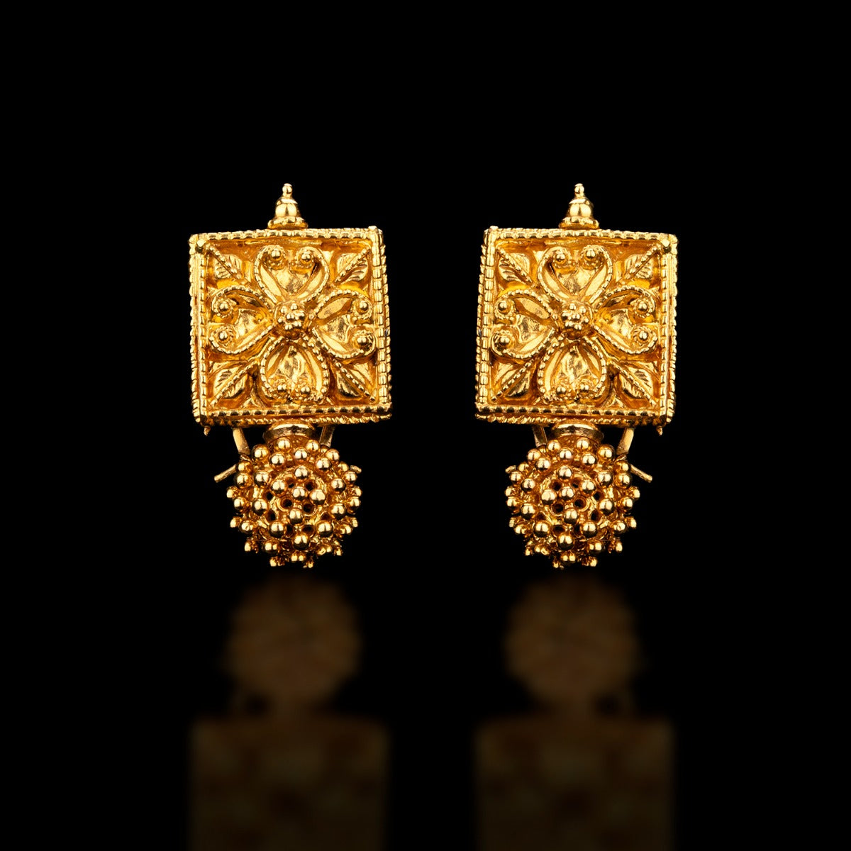 Swan Square Gold Earrings