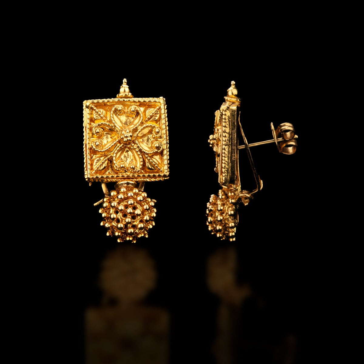 Swan Square Gold Earrings