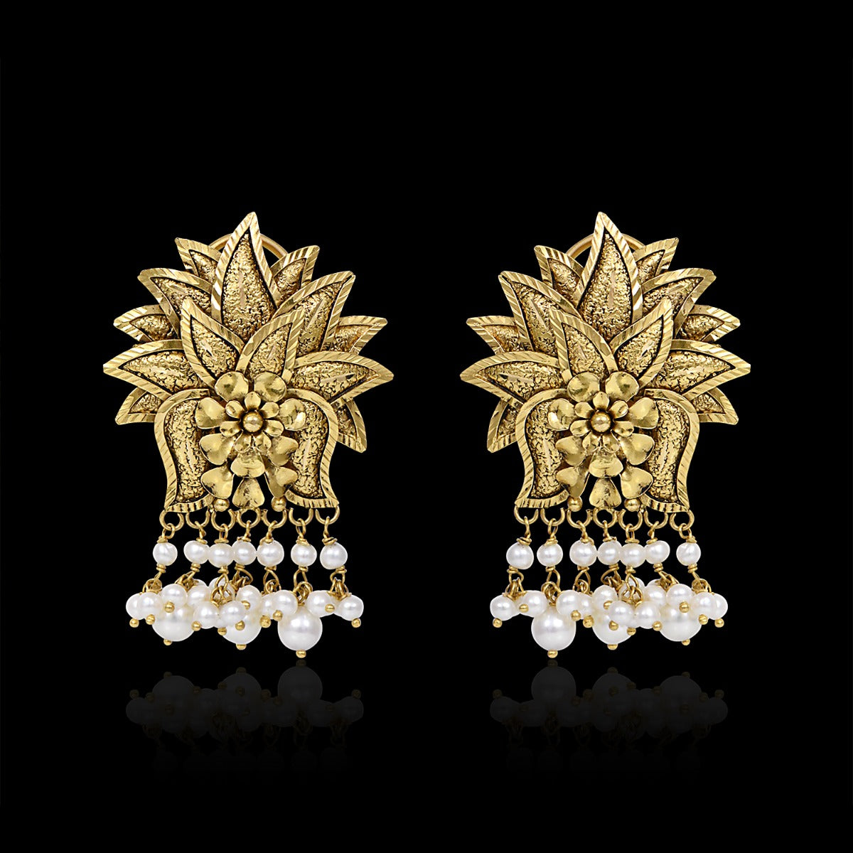 Kalash Top Gold Earrings