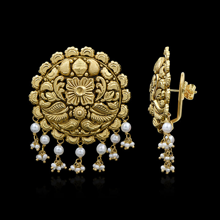 Leafy Motif Round Gold Earrings