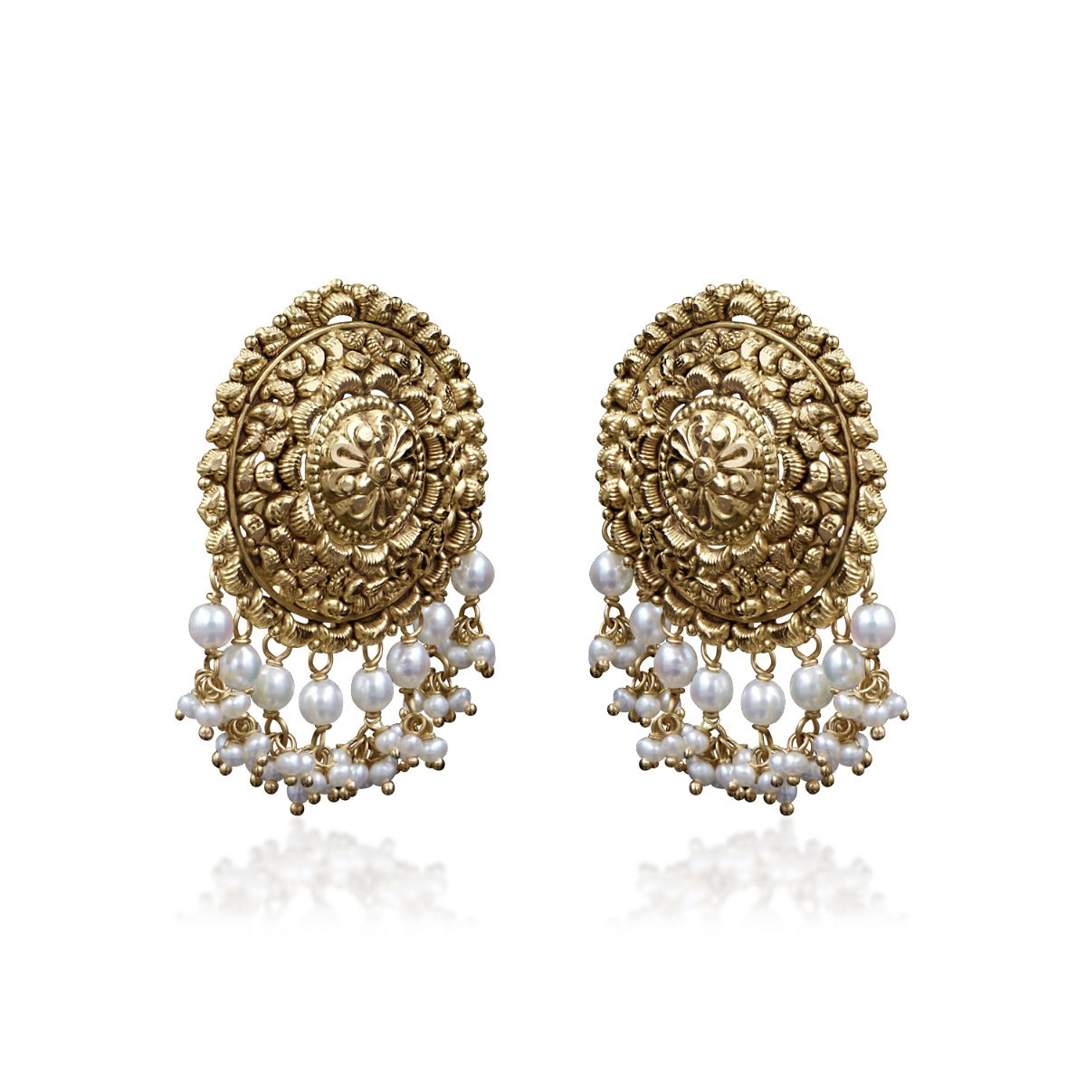 Pale Gold White Twinkle Earrings