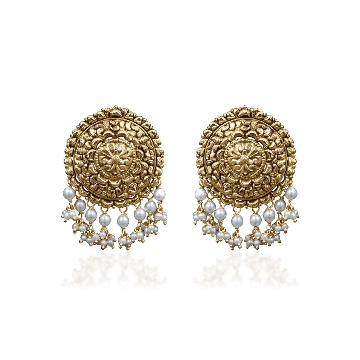 Pale Gold White Twinkle Earrings