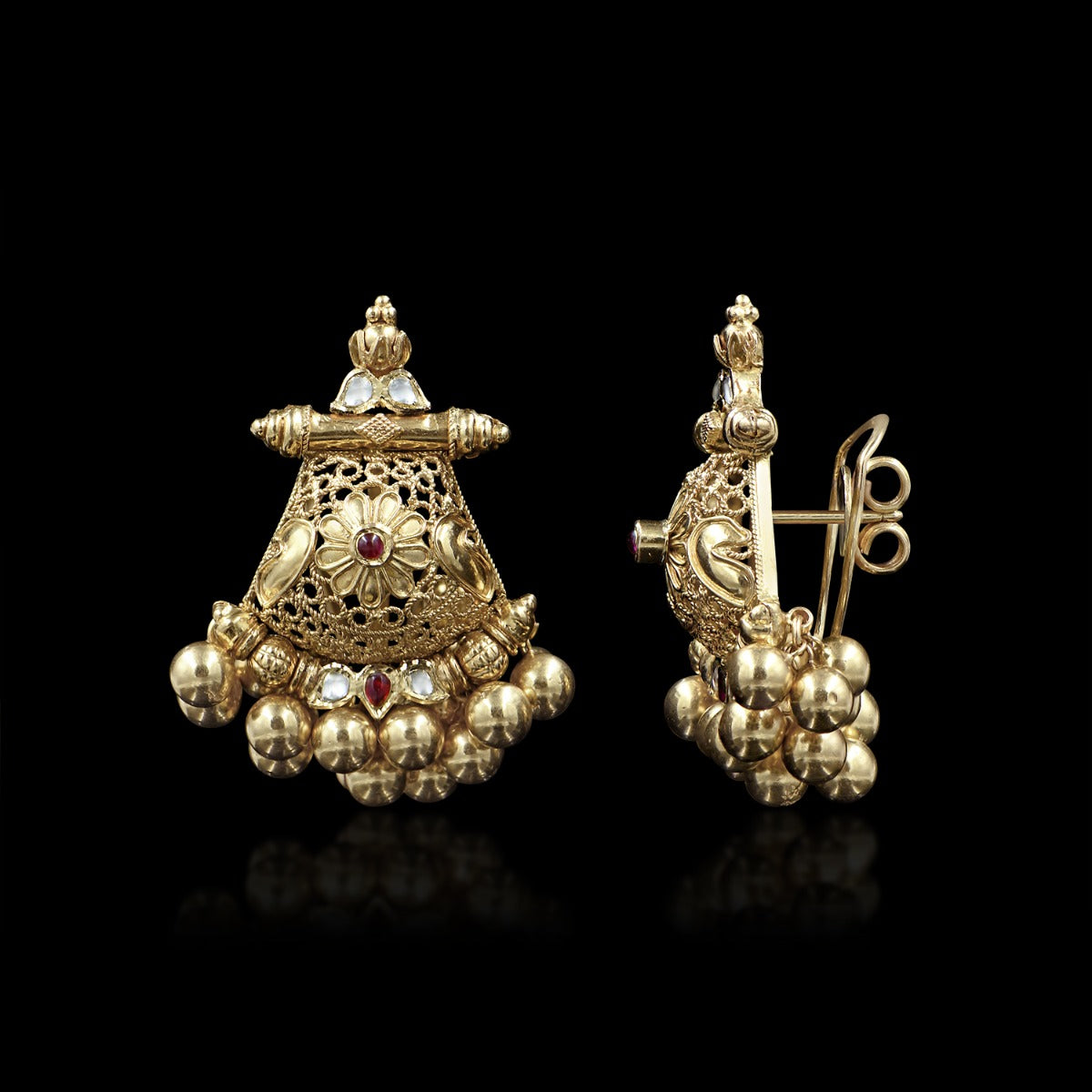Temple Dome White Gold Earrings