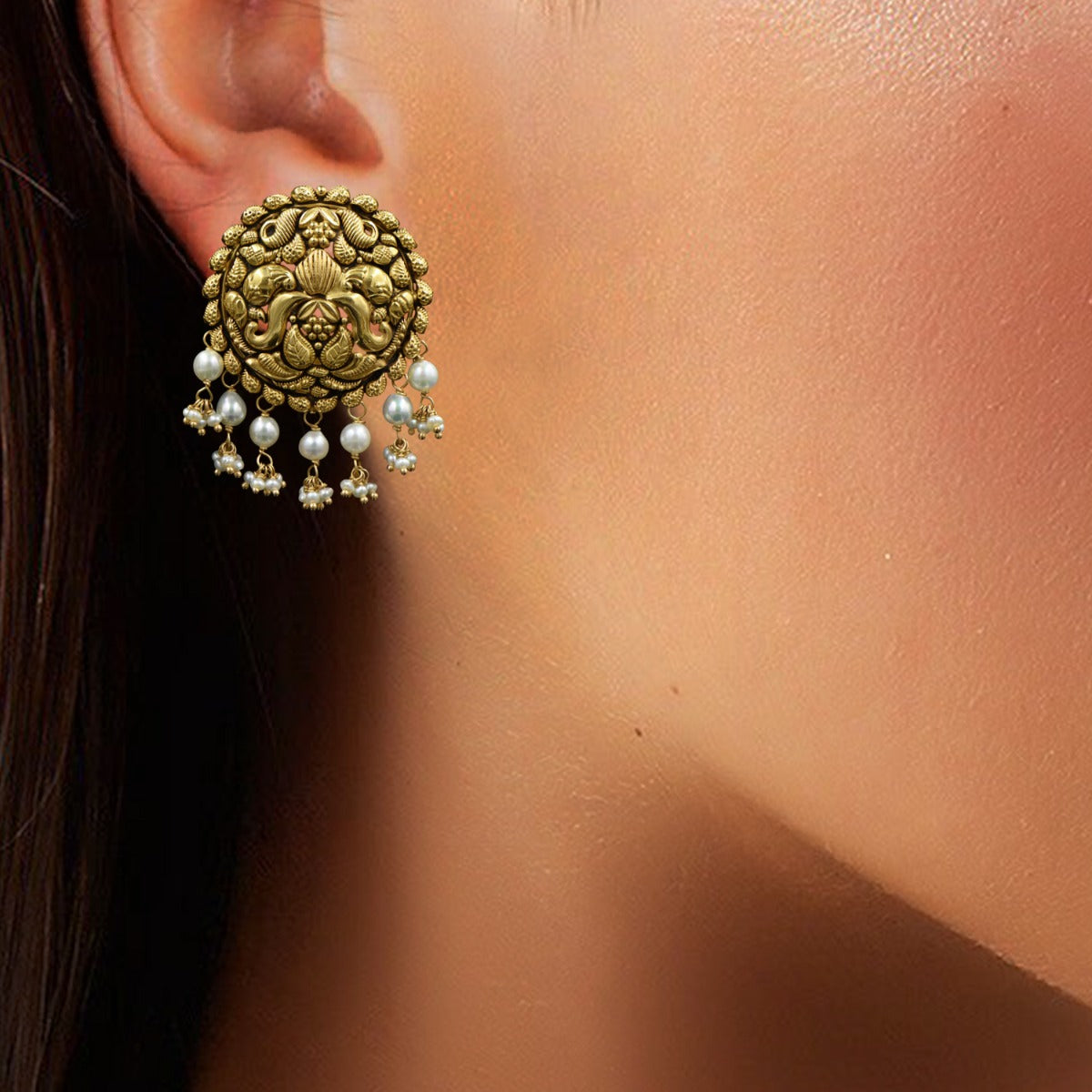 Vintage Motif Gold Choker Set