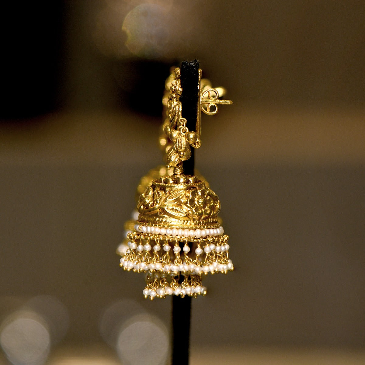 Thalaivi Gold Jhumka