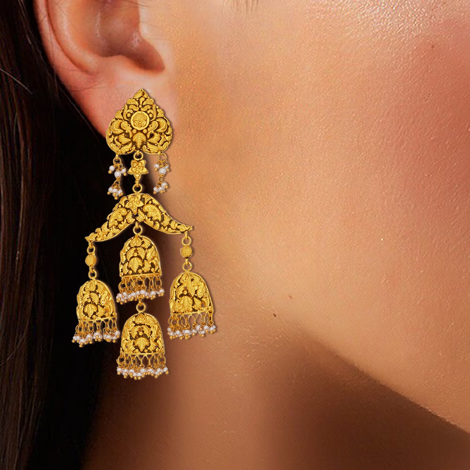 Serene Gold Earrings