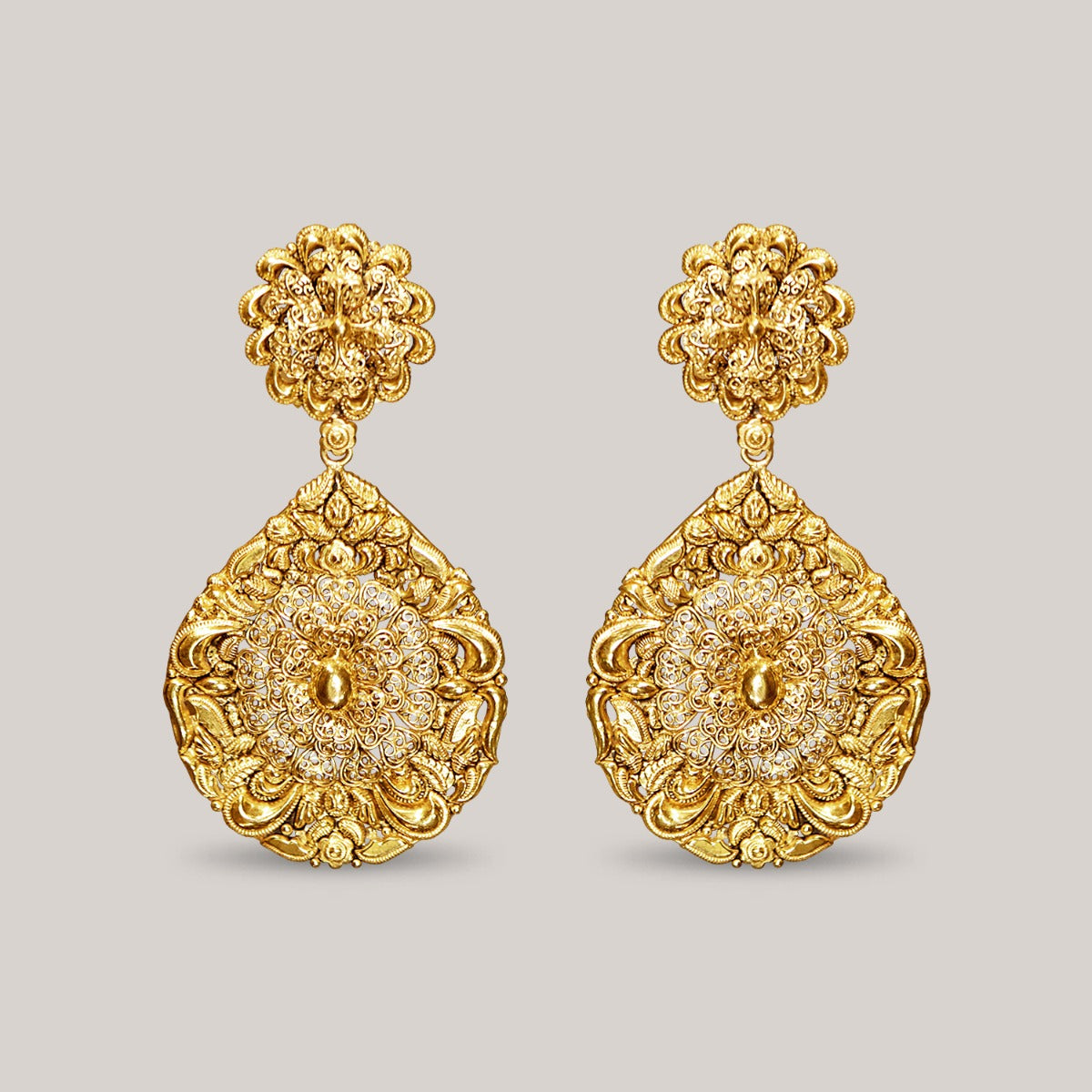 Intricately Etched Broad Gold Necklace Set