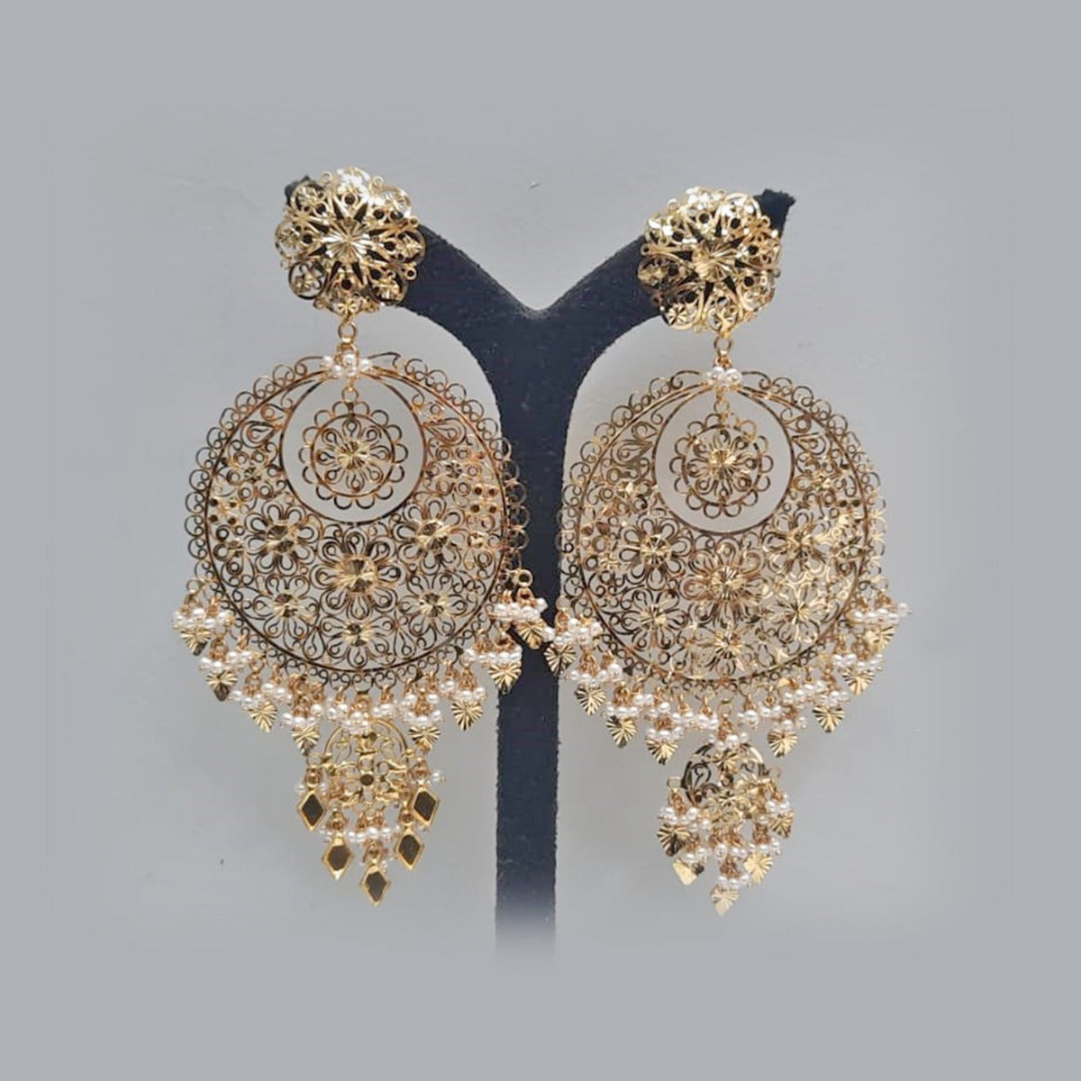 Striking Gold Chandbali