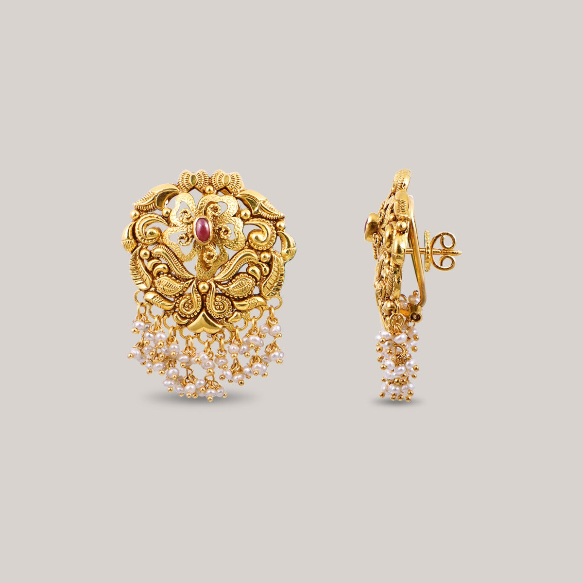 Fluer Gold Studs Earrings