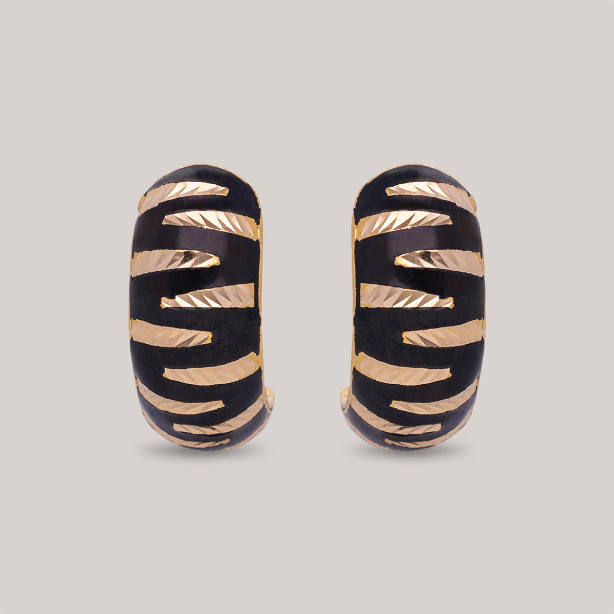 Rhythmic Line Gold Earrings