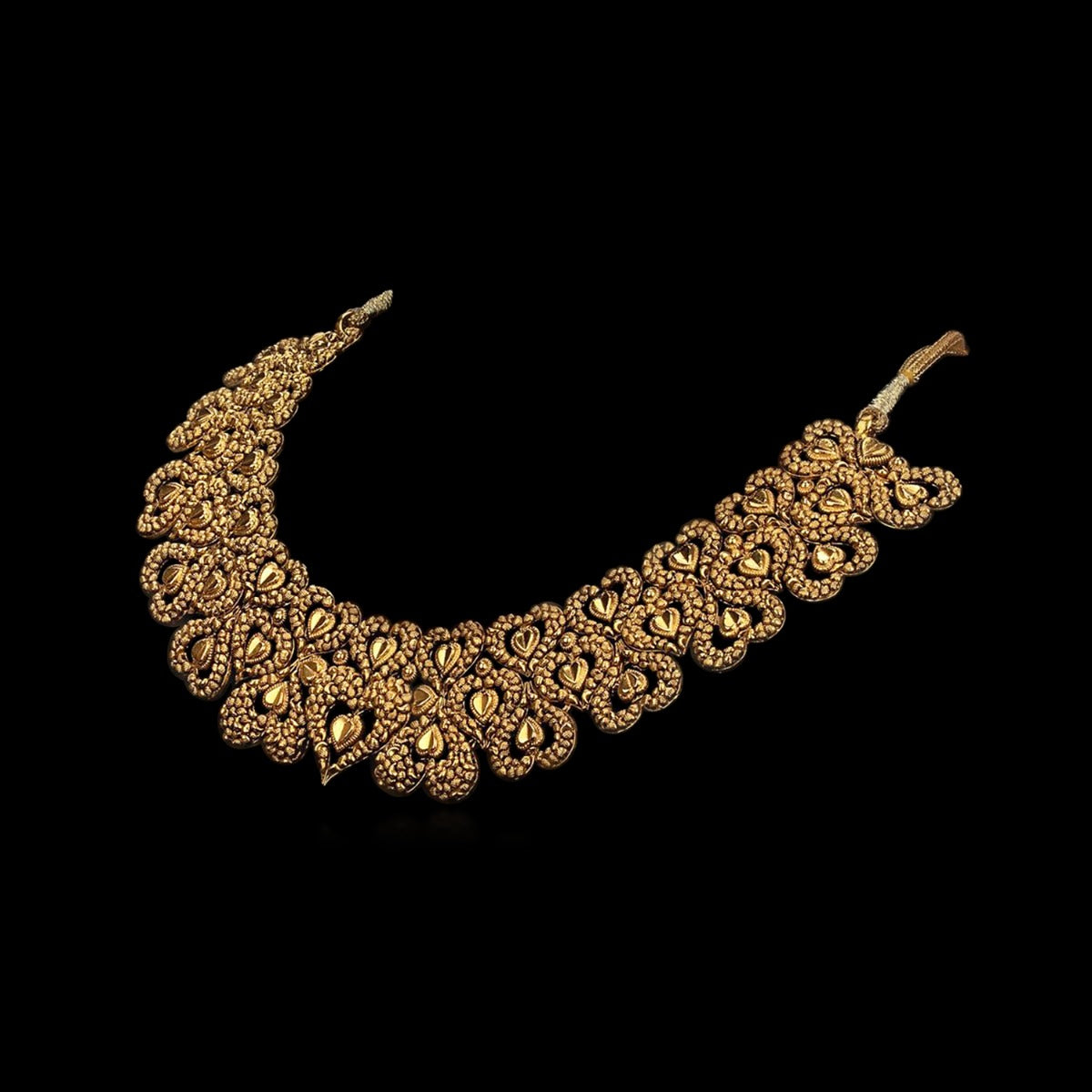 Hearty Art Gold Necklace