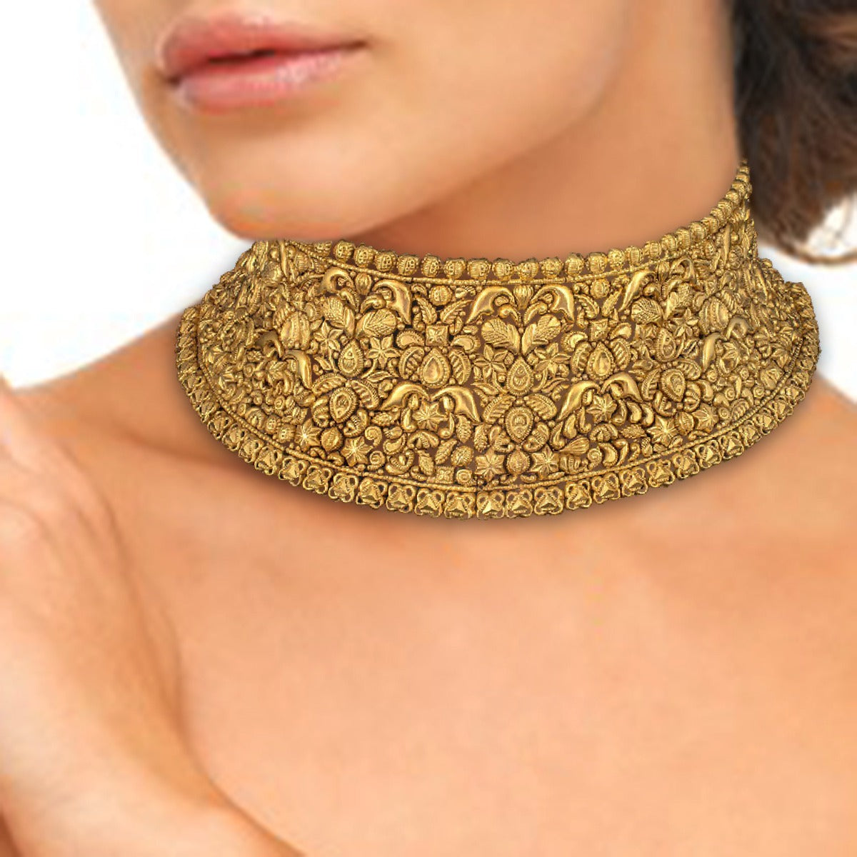 Gorgeous Gold Choker