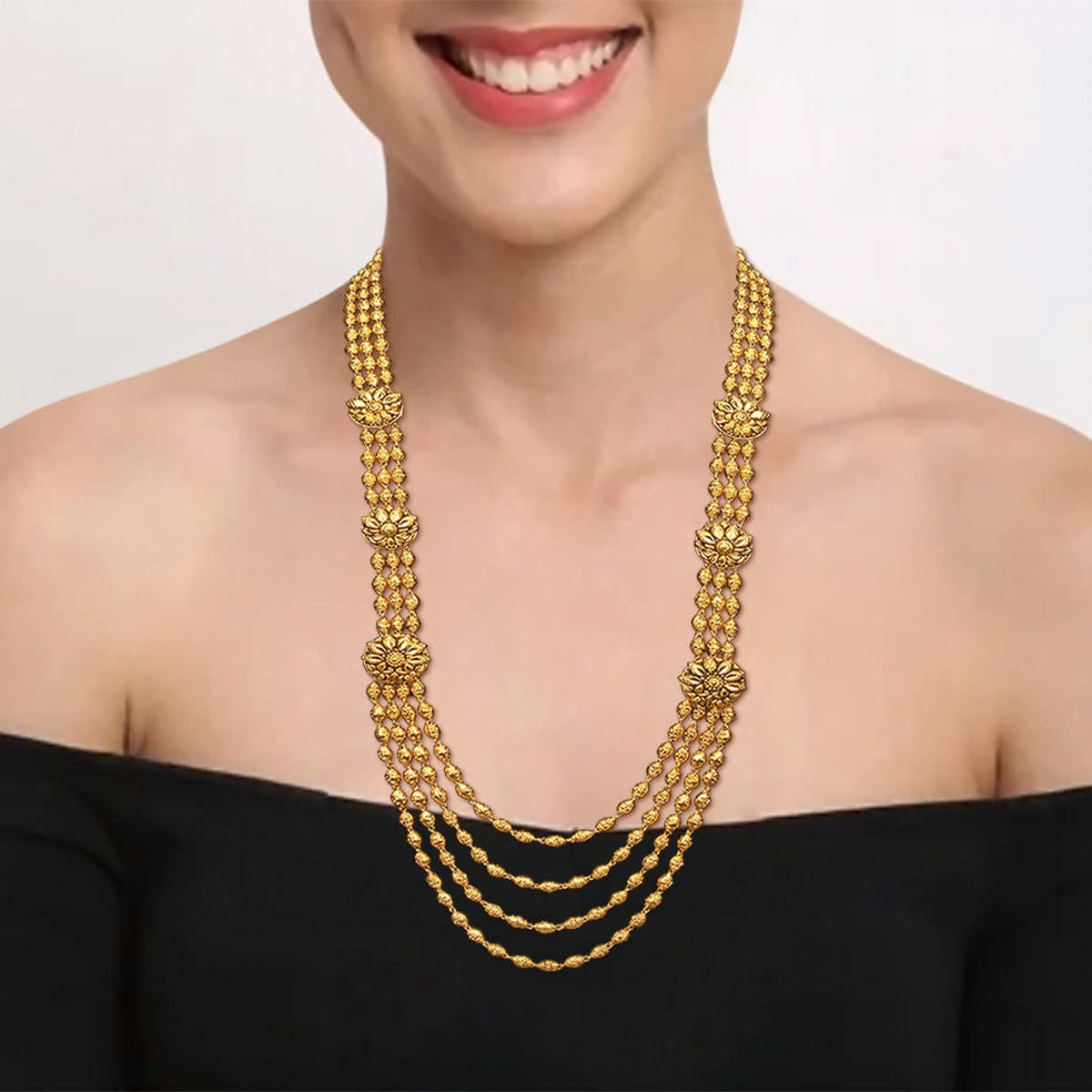 Flower Paused Long Gold Necklace