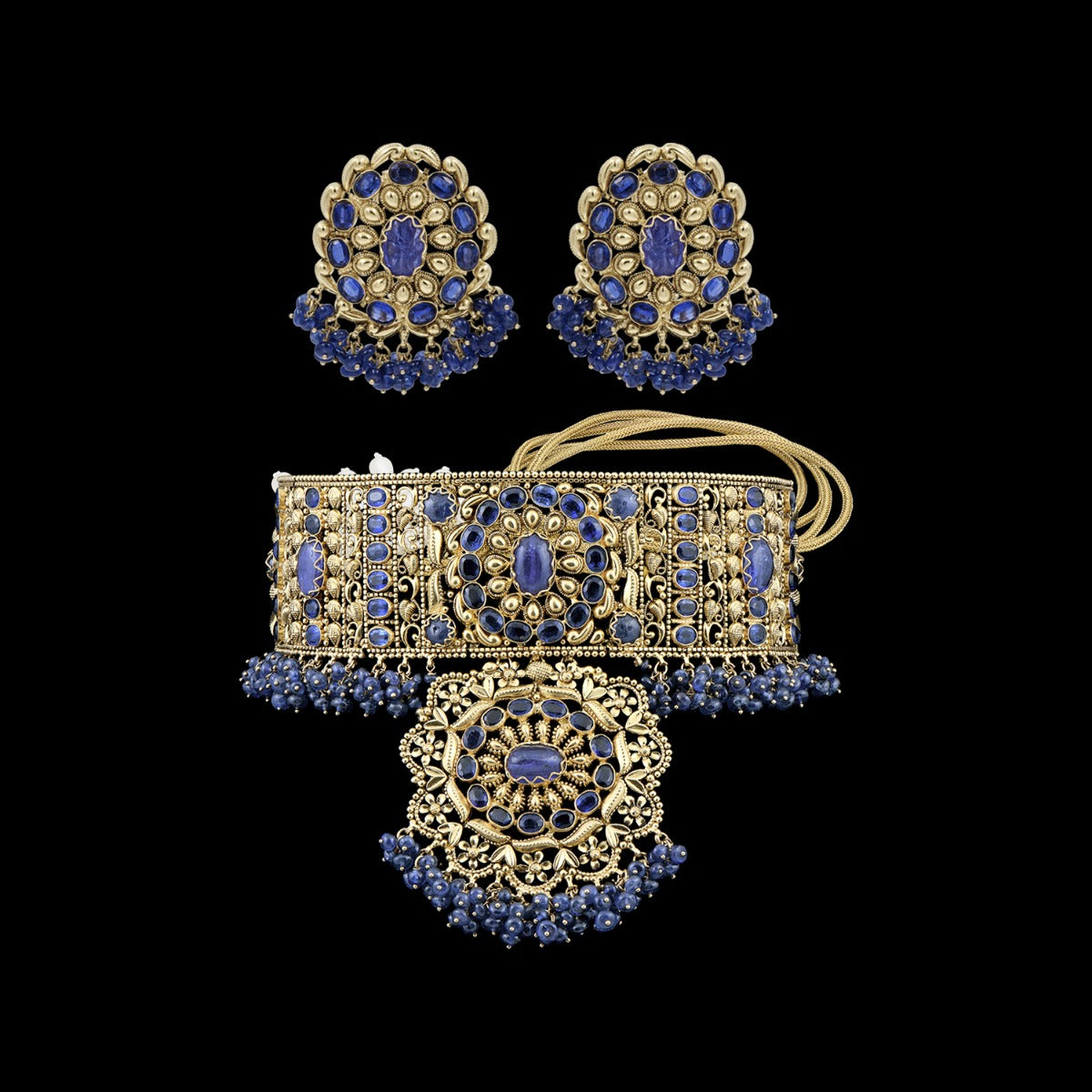 Medallion Gold Choker Set