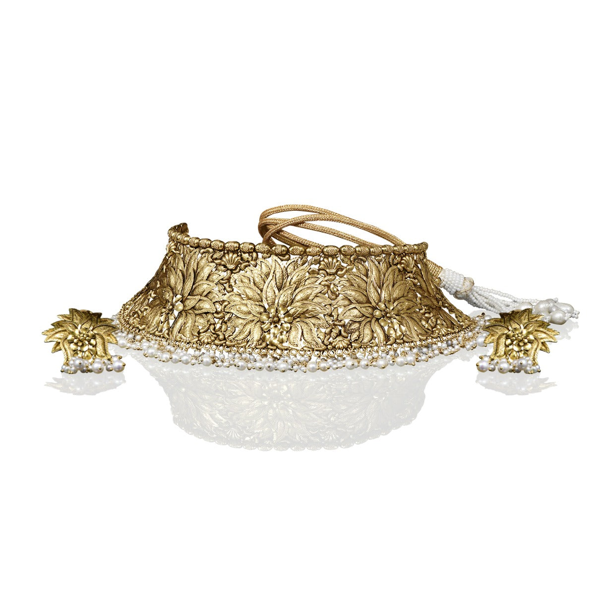 Leaves Cluster Gold Choker Set