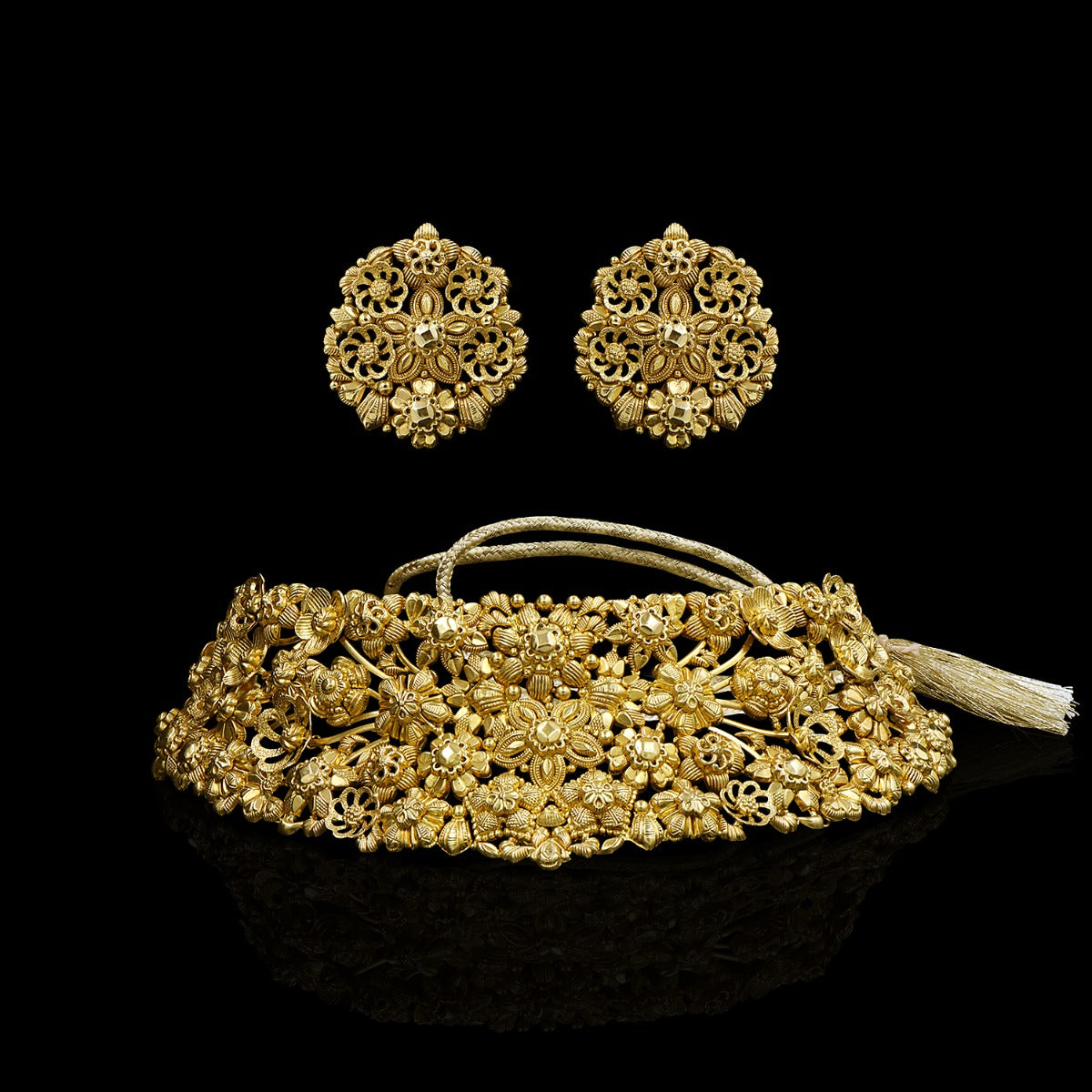 Traditional Temple Carving Gold Choker Set