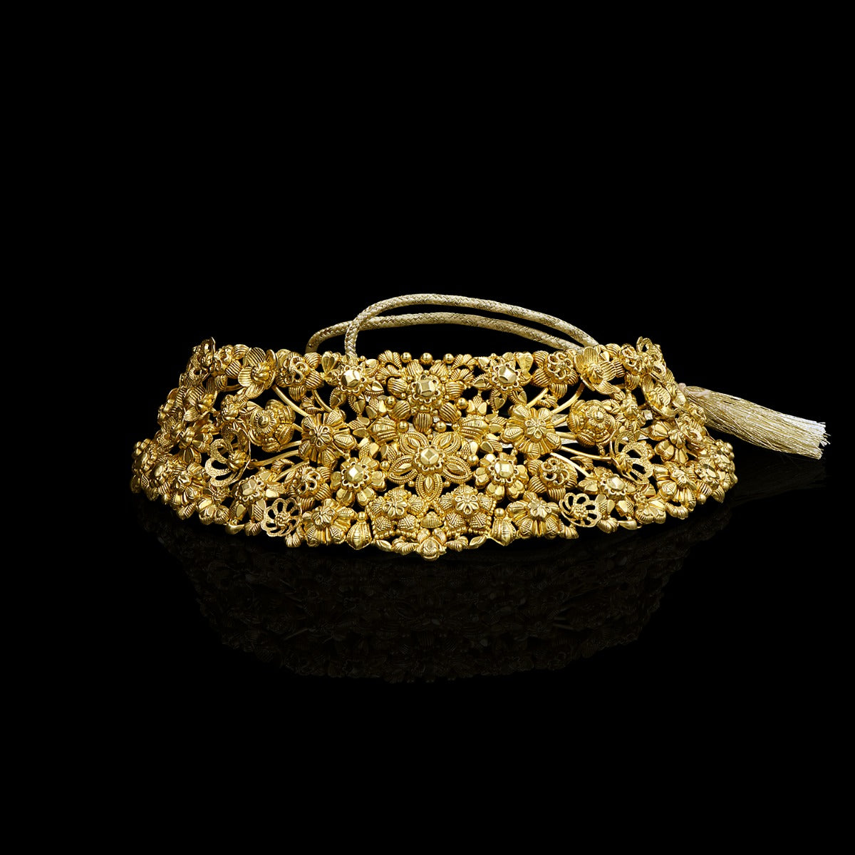 Traditional Temple Carving Gold Choker Set