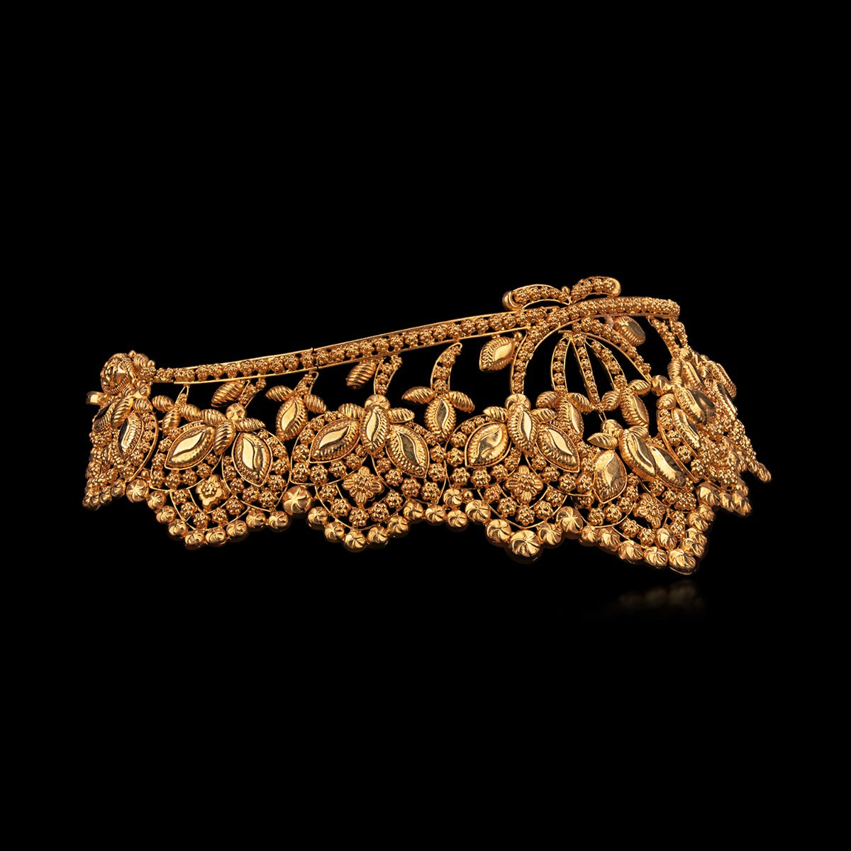 Close Knit Knotted Gold Choker