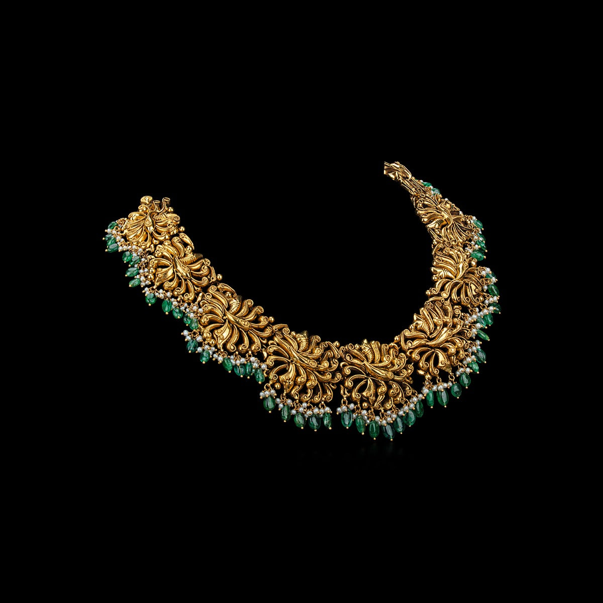 Wormy Green Gold Choker